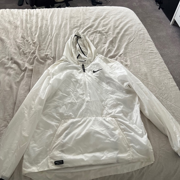 Nike Pro windbreaker XL - Picture 1 of 3